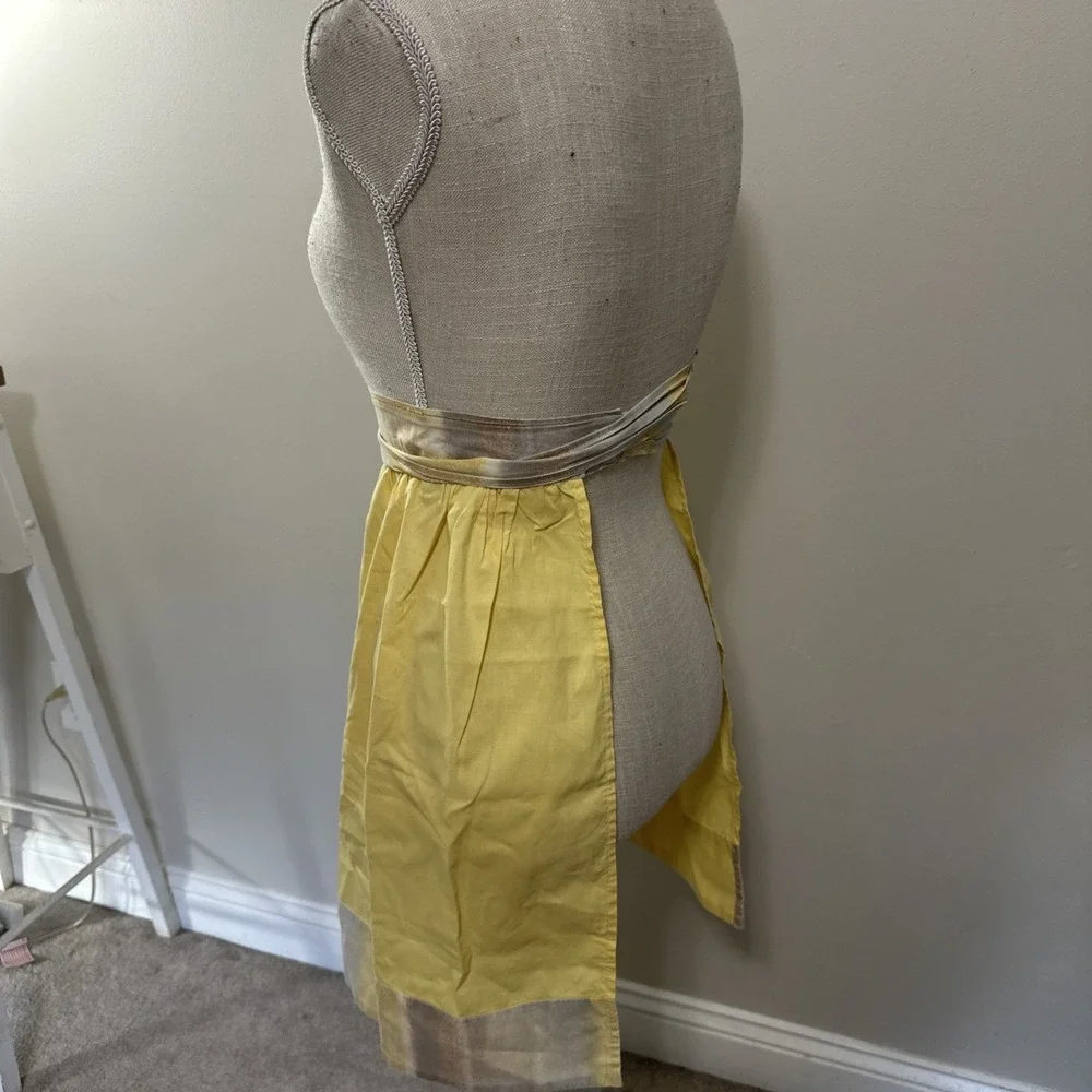 Vtg Yellow‎ Apron With Adorable Cat Kitten In A Teapot Embroidered